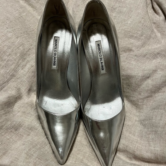 Manolo Blahnik Shoes - Manolo Blahnik Classic Platinum shoes, Women’s Euro 40, US 9, perfect condition!